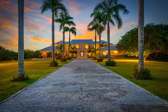 Wander Cap Cana Waterfront - Image 2
