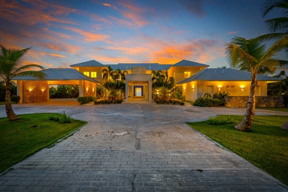 Wander Cap Cana Waterfront - Image 1